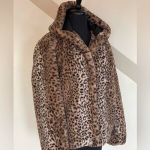 Pink Platinum Leopard Print Faux Fur Jacket Sz M Hood Pockets Snaps Lined